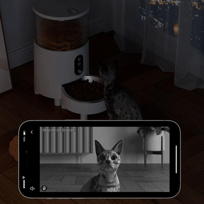 Smart Pet Feeder With  Camera